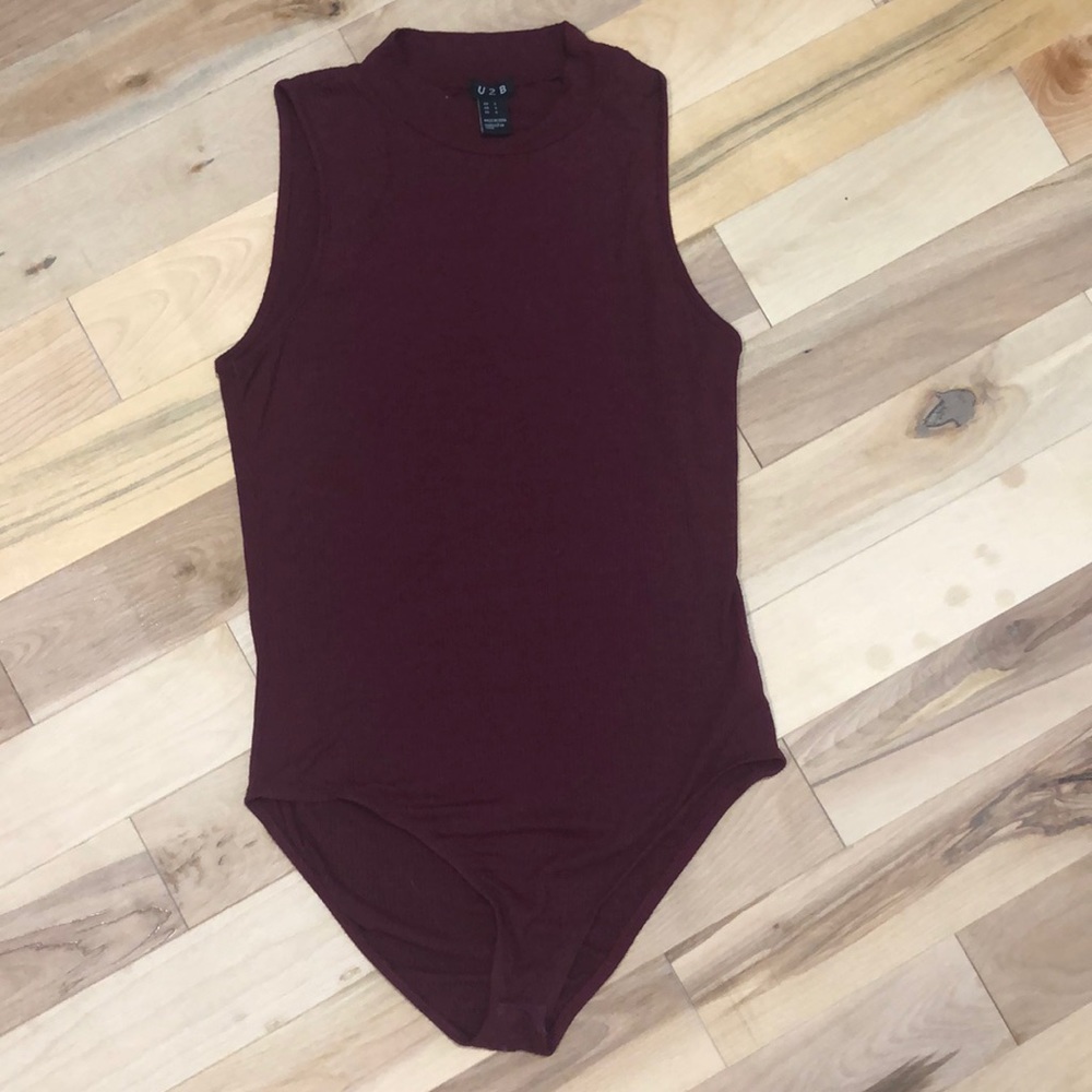 Bodysuit 💕 - Picture 2 of 3